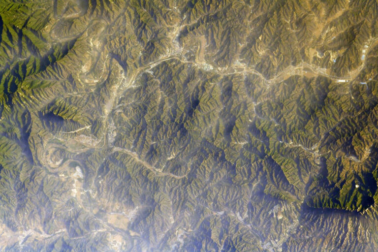 La muraille de chine est-elle visible vue de lʼespace ?