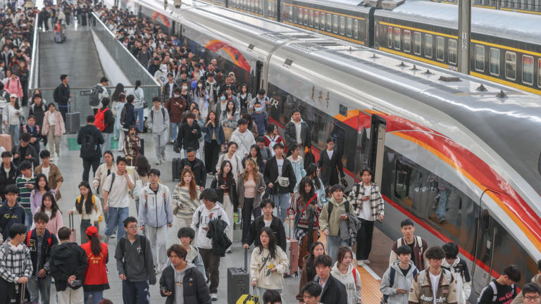 La Chine à gérer 144 millions de voyages de passagers ferroviaires au cours des vacances du 1er mai