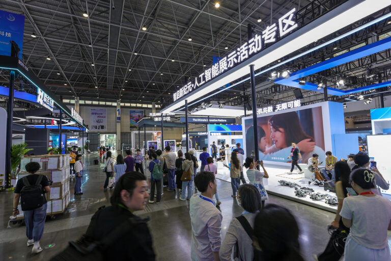 Les institutions étrangères renforcent la confiance dans le marché chinois