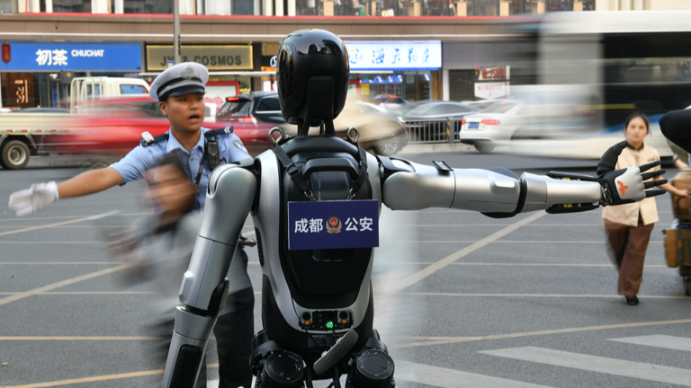 Les robots intelligents subissent des tests réels dans SW China Tech Hub