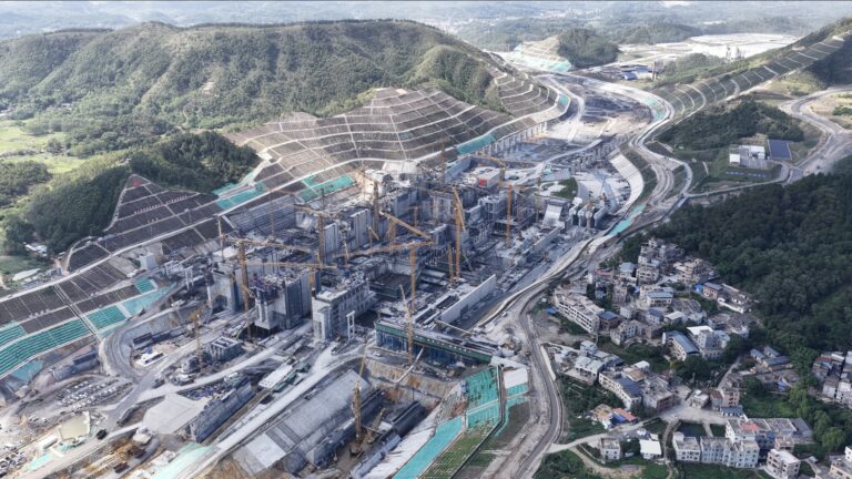 Projet une fois dans une génération: Pinglu Canal pour comporter le plus grand verrouillage de navire à économie d'eau intérieure au monde