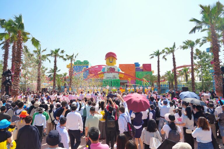 Le premier complexe de Legoland Chine ouvre officiellement à Shanghai