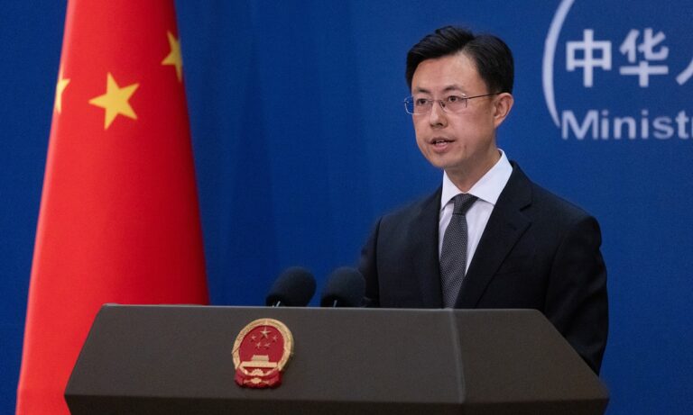 La Chine exhorte tous les pays à réaffirmer leur engagement envers le multilatéralisme, dit FM lors du retrait américain de l'UNESCO