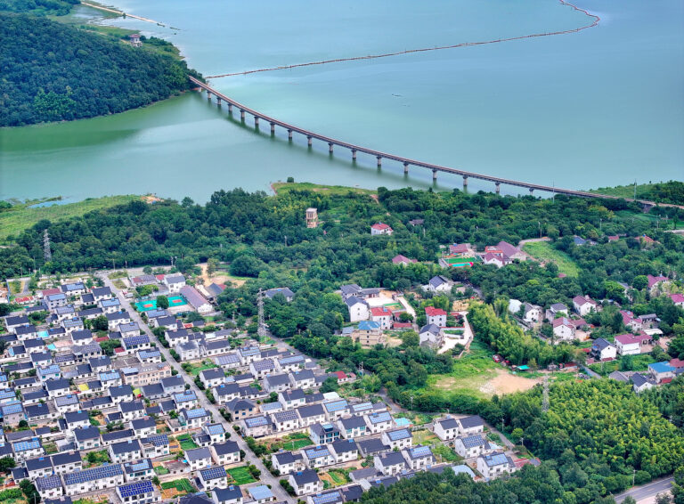 Comment le Zhejiang de la Chine implémente la «stratégie double-huit», réalise un développement de haute qualité