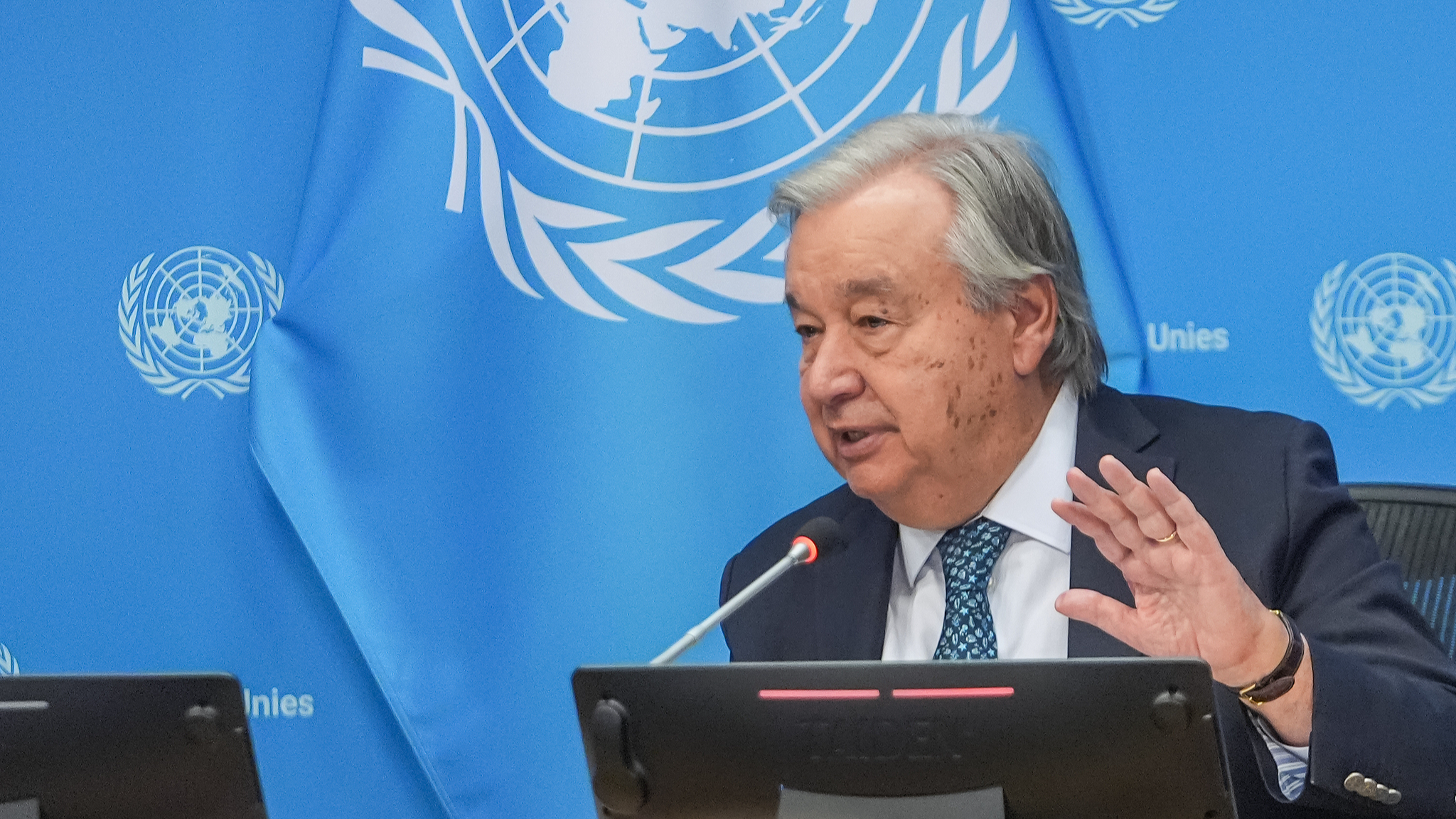 Le secrétaire général de l'ONU, Antonio Guterres, tient une conférence de presse au siège de l'ONU à New York, aux États-Unis, 16 septembre 2025. / VCG