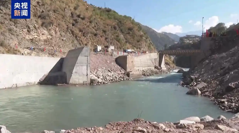 Le projet hydroélectrique de Balakot, construit par la Chine au Pakistan, achève la phase de fermeture de la rivière