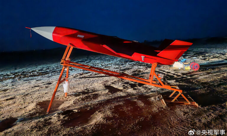 Le turboréacteur minimaliste chinois imprimé en 3D effectue son premier vol d'essai ; adapté aux drones, munitions rôdantes : rapport