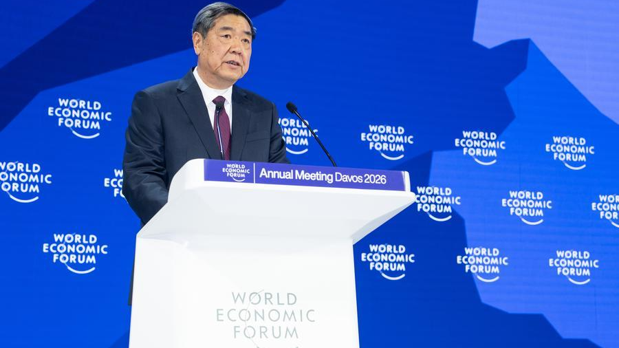 Le vice-Premier ministre chinois He Lifeng prononce un discours lors de la réunion annuelle 2026 du Forum économique mondial (WEF) à Davos, en Suisse, le 20 janvier 2026. /Xinhua