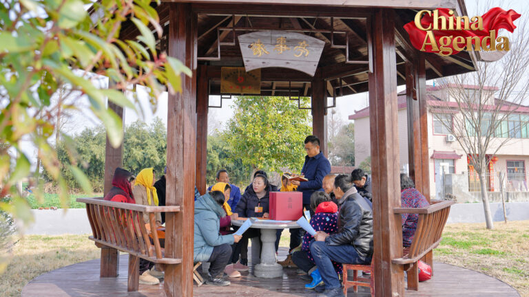 Comment fonctionne l'ensemble du processus de démocratie populaire en Chine au niveau local