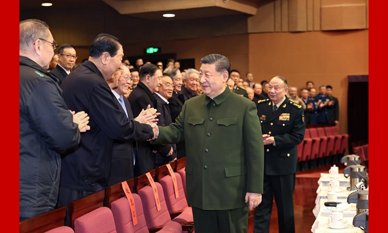 Xi présente ses vœux pour la Fête du Printemps aux anciens combattants