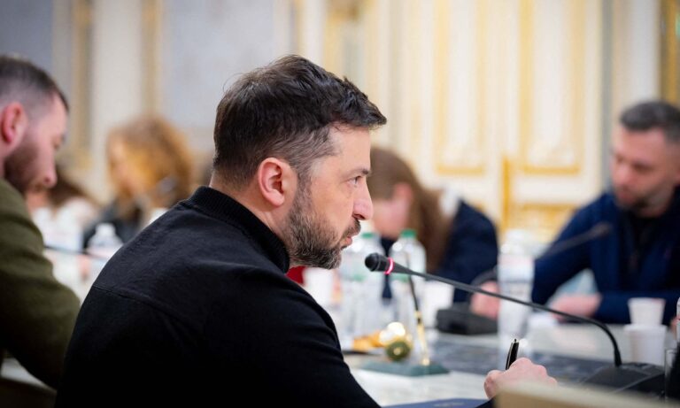 Zelensky affirme que les États-Unis souhaitent un accord de paix entre la Russie et l'Ukraine « d'ici juin » ; Des pressions précipitées ne sont pas bénéfiques aux négociations car le territoire reste le principal obstacle (expert chinois)