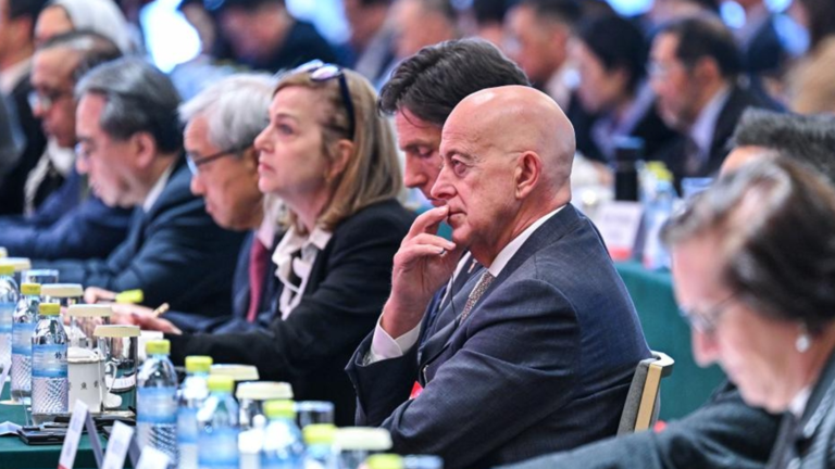 CDF 2026 : experts et PDG soulignent le potentiel de croissance et l'ouverture de la Chine