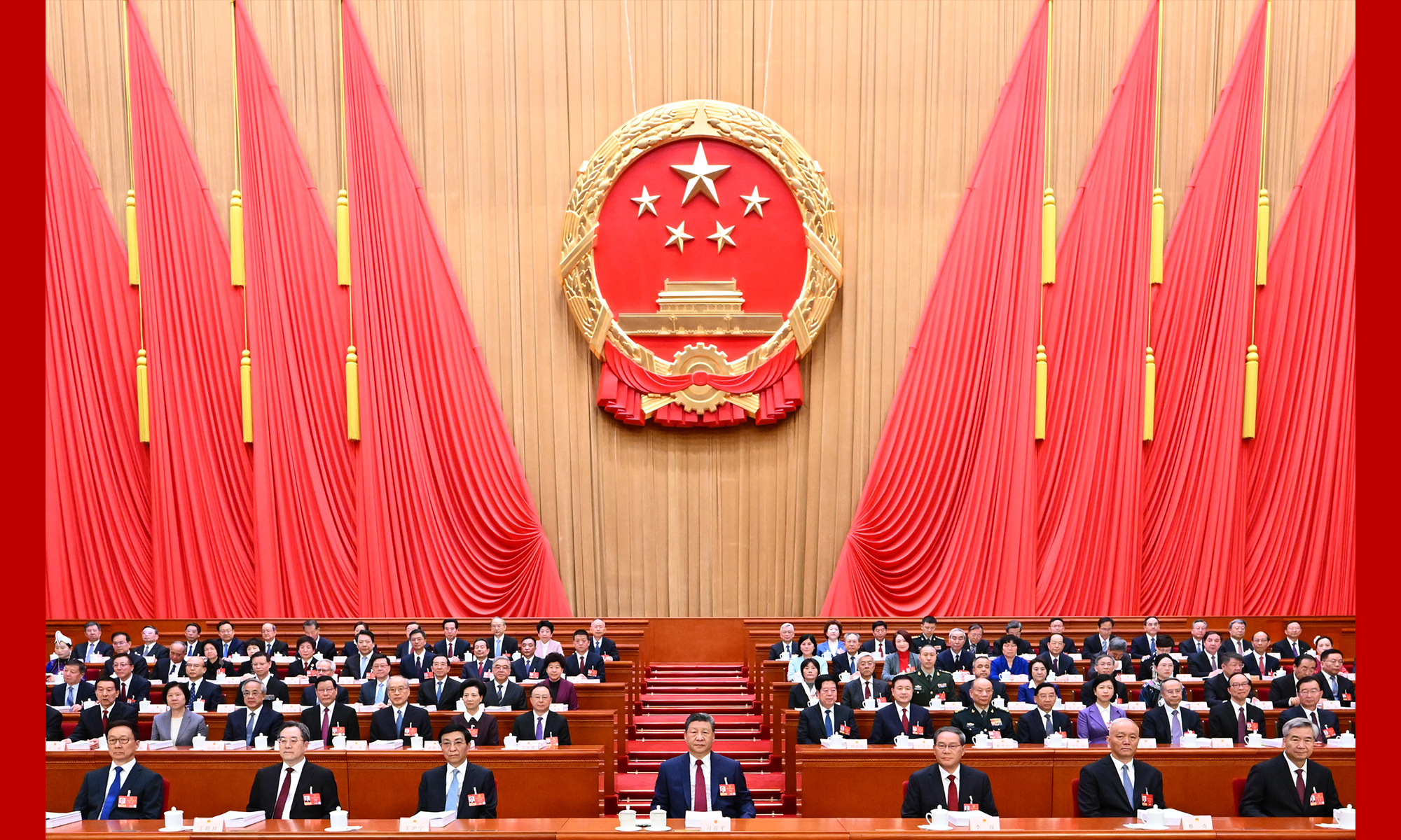 L'Assemblée législative nationale chinoise ouvre sa session annuelle avec la présentation du projet du 15e Plan quinquennal ; un expert affirme que la planification à long terme apporte la stabilité et met en valeur les atouts institutionnels
