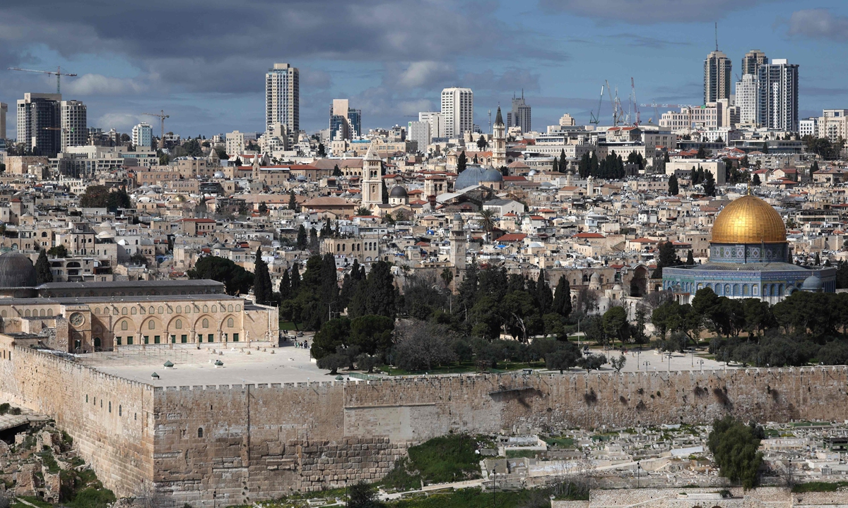 L'ambassade de Chine en Israël exhorte les ressortissants chinois à rester vigilants, à surveiller l'évolution de la situation et à préparer des abris dans un contexte d'escalade des tensions