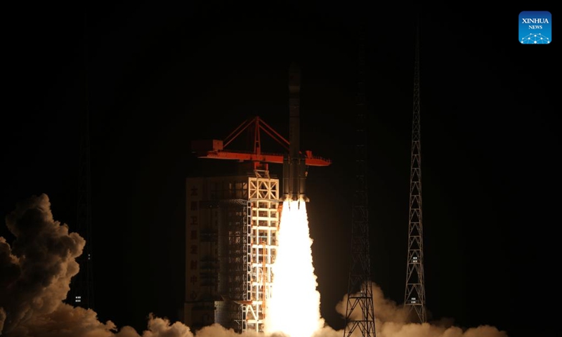 A modified Long March-6 carrier rocket carrying the Yaogan-50 02 satellite blasts off from the Taiyuan Satellite Launch Center in north China