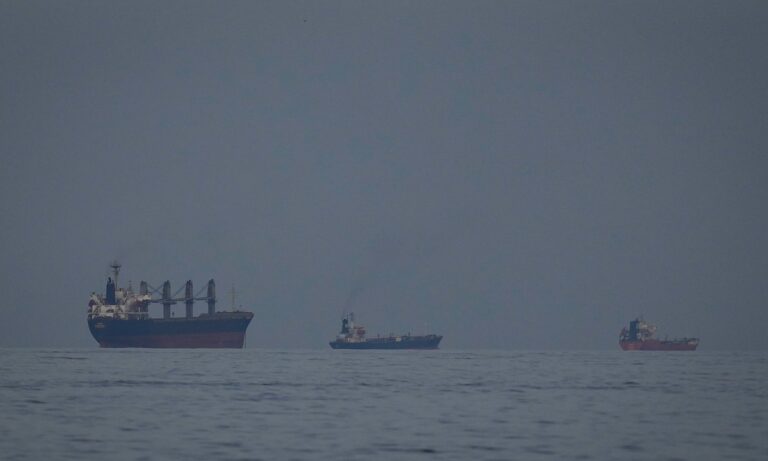 La demande américaine d’escorte à Ormuz place le Japon dans une situation délicate ; l'embarras reflète la contradiction structurelle dans cette alliance (expert chinois)