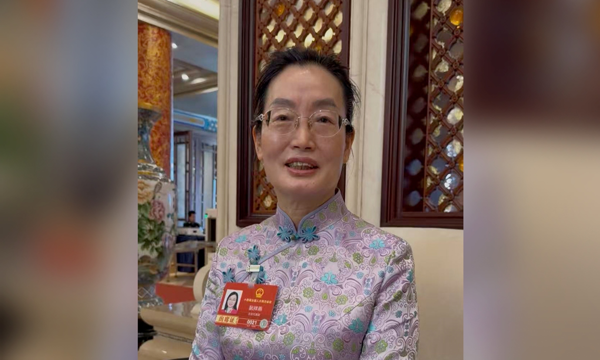 Ruan Xiangyan, a doctor and a deputy to the 14th National People