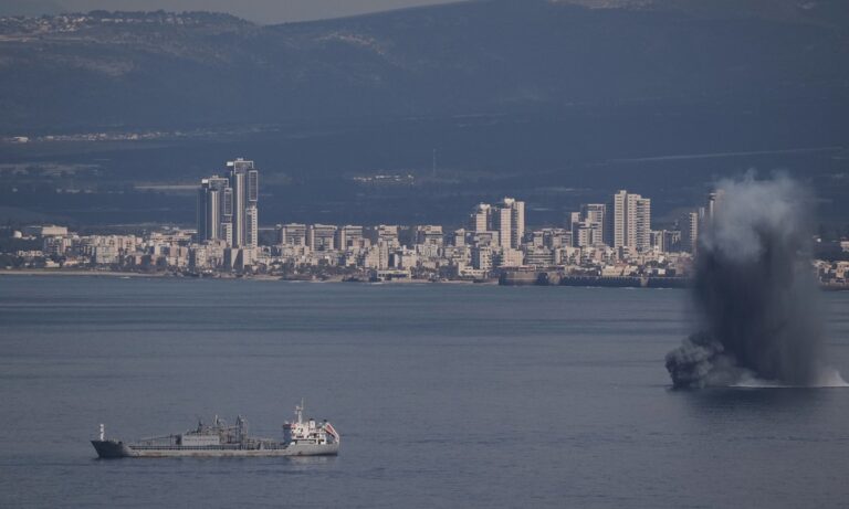 Plusieurs ambassades et consulats chinois au Moyen-Orient exhortent les ressortissants chinois à renforcer leurs mesures de sécurité après la frappe américaine et israélienne sur l'Iran