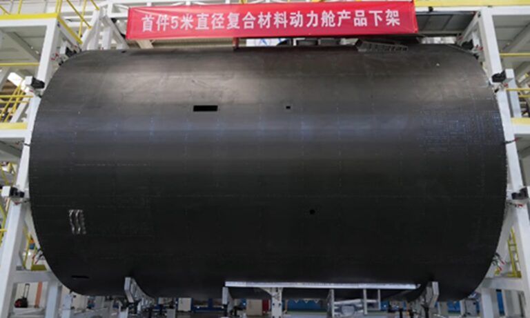CALT dévoile la plus grande cabine de propulsion composite de Chine pour lanceurs réutilisables