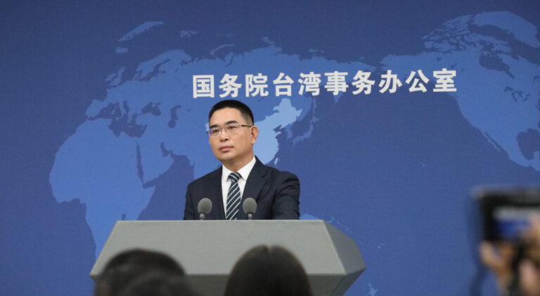 « Ceux qui suivent des chemins différents ne peuvent pas faire de projets ensemble »: répond le porte-parole de la partie continentale alors que Lai refuse de répondre à la proposition du président du KMT Cheng de se rencontrer avant et après la visite sur la partie continentale