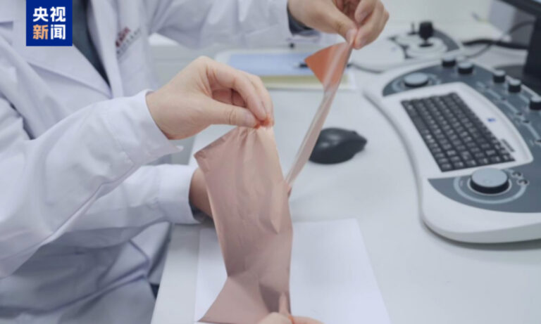 Des scientifiques chinois déchiffrent le « triangle impossible » de résistance, de conductivité et de stabilité thermique pour développer une super feuille de cuivre (rapport)