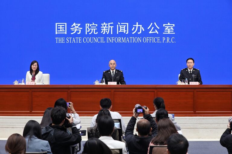 Le commerce extérieur de la Chine en hausse de 15% au premier trimestre, la plus rapide en 5 ans