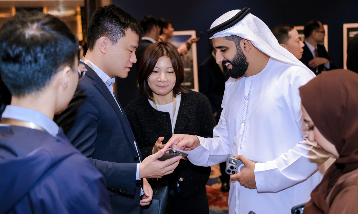 Delegates exchange contacts during tea break at the UAE-China Business Promotion Conference in Beijing on April 14, 2026. Photo: Courtesy of the Embassy of the United Arab Emirates in China
