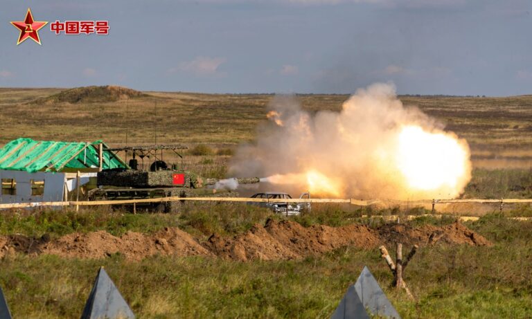 L'APL chinoise achève l'exercice russe Centre-2026 avec des chars 99A et des systèmes sans pilote ; un expert souligne les leçons de la guerre moderne