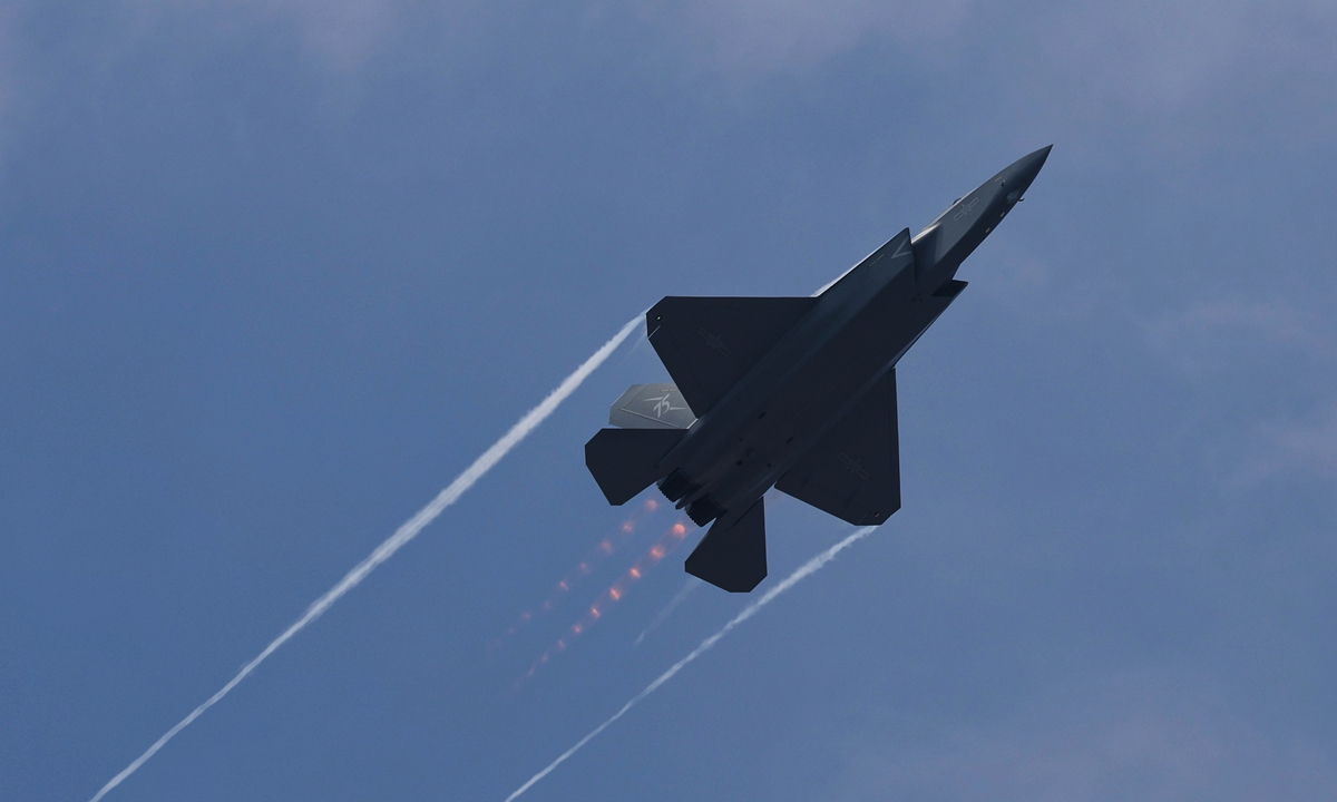 A J-35A stealth fighter jet of the Chinese People